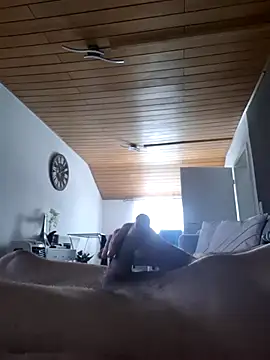 Snapshot of Tomus38 chatting on November 24, 2025, 10:04 am Tomus38 online show from November 24, 2025, 10:04 am