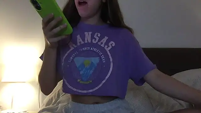 Martimartinaxx online show from June 4, 2026, 8:46 pm