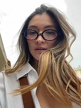 Snapshot of GeorginaBlack chatting on December 17, 2025, 7:30 pm GeorginaBlack online show from December 17, 2025, 7:30 pm