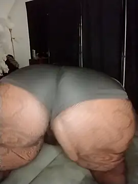 VenezuelaLuxeNoir online show from April 13, 2026, 7:34 am