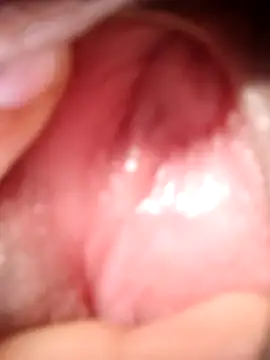 Snapshot of braidqueen00 chatting on February 18, 2026, 12:34 pm braidqueen00 online show from February 18, 2026, 12:34 pm