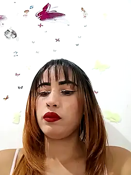 ValentinaG25 online show from November 19, 2025, 7:14 pm