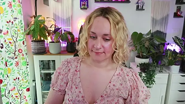 Snapshot of xzoeyryanx chatting on June 26, 2026, 6:14 pm xzoeyryanx online show from June 26, 2026, 6:14 pm