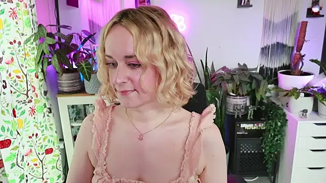 Snapshot of xzoeyryanx chatting on May 2, 2026, 5:51 pm xzoeyryanx online show from May 2, 2026, 5:51 pm