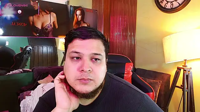 danna thiago1 online show from November 21, 2025, 12:48 pm