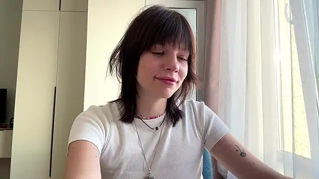 Snapshot of LollySimes chatting on November 28, 2025, 9:53 am LollySimes online show from November 28, 2025, 9:53 am