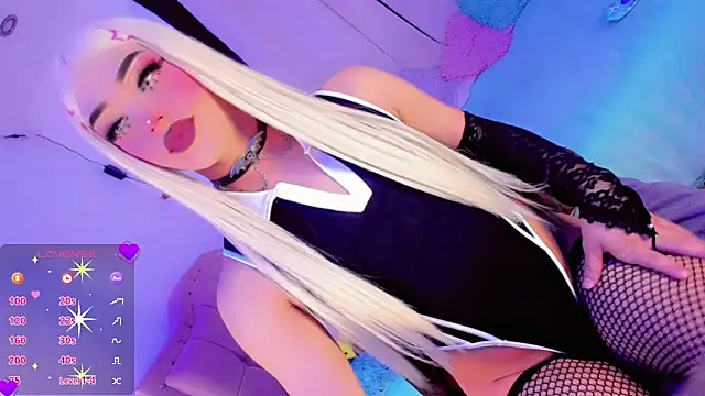 Shiaki 04 online show from April 5, 2026, 5:47 am