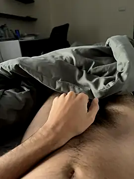 Snapshot of lalaa77 chatting on December 17, 2025, 9:36 am lalaa77 online show from December 17, 2025, 9:36 am