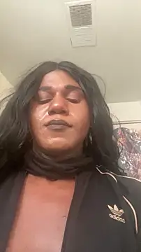 Snapshot of Cum2MiW0rld chatting on January 18, 2026, 10:18 am Cum2MiW0rld online show from January 18, 2026, 10:18 am