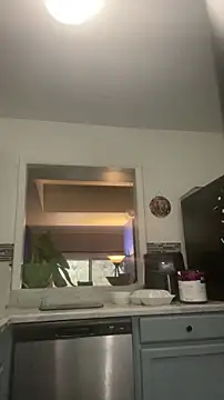 Snapshot of Cum2MiW0rld chatting on January 9, 2026, 2:02 pm Cum2MiW0rld online show from January 9, 2026, 2:02 pm