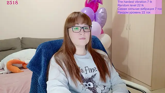 Foxy-lady online show from June 2, 2026, 7:58 pm