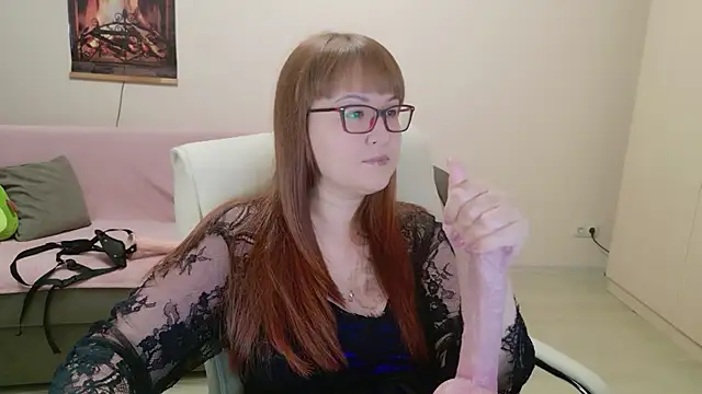 Snapshot of Foxy-lady chatting on November 21, 2025, 4:39 pm Foxy-lady online show from November 21, 2025, 4:39 pm