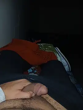 ouchenshadow2975 online show from November 28, 2025, 12:55 am