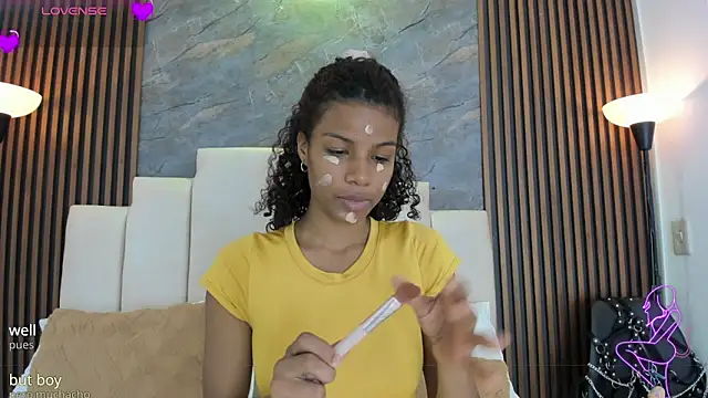 catiusca reyes 03 online show from April 7, 2026, 12:07 pm