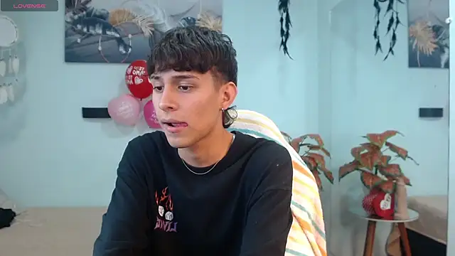 DraxBlade09 online show from February 14, 2026, 8:20 pm