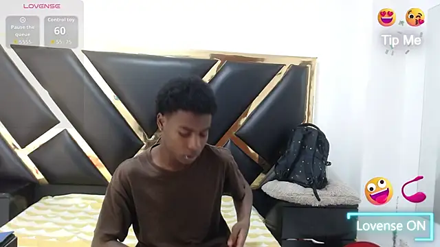 NoahJhonson69 online show from March 31, 2026, 11:23 am