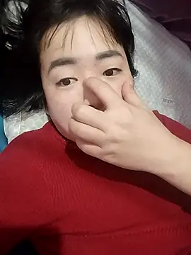 Snapshot of Xuca-bits chatting on December 14, 2025, 4:23 pm Xuca-bits online show from December 14, 2025, 4:23 pm