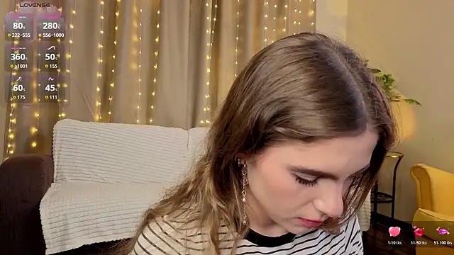 Snapshot of RozanneJordan chatting on February 6, 2026, 5:09 pm RozanneJordan online show from February 6, 2026, 5:09 pm