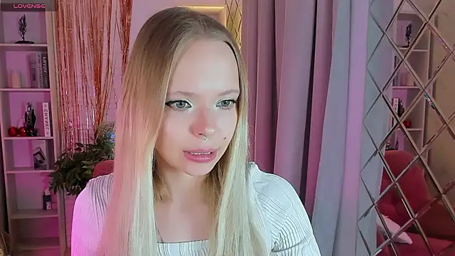 lucy loy online show from January 16, 2026, 2:10 pm