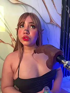 emy eviee online show from March 16, 2026, 5:16 pm