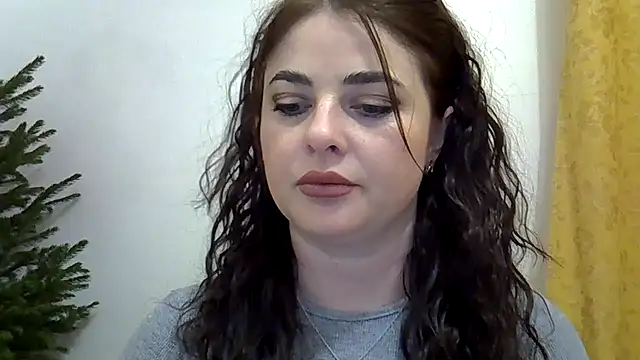 Darkroseq online show from November 28, 2025, 1:55 pm