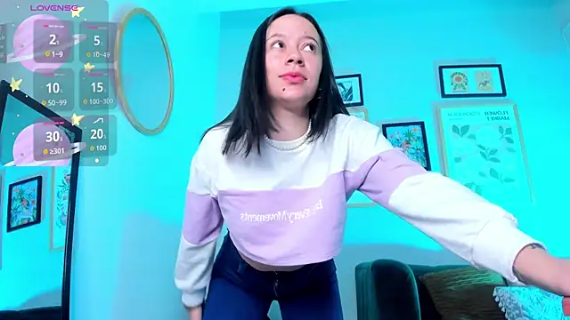 Annie Petters online show from November 25, 2025, 12:38 pm