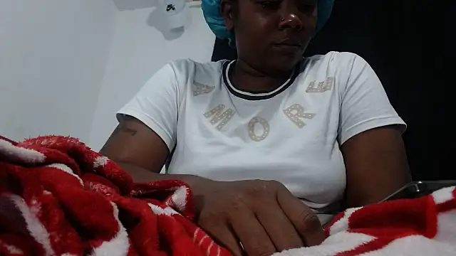 ebony cristal 1 online show from April 29, 2026, 4:05 am