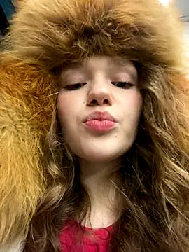 RussianWoman online show from December 5, 2025, 4:44 am