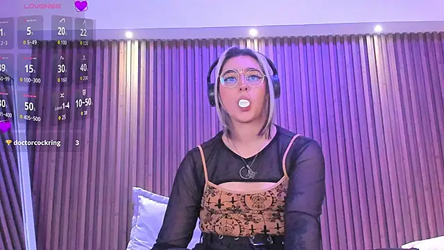Snapshot of GabyRose9 chatting on July 1, 2026, 7:47 pm GabyRose9 online show from July 1, 2026, 7:47 pm