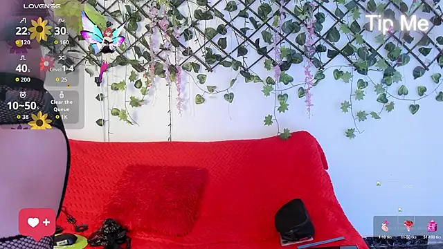 Eva moon5 online show from December 3, 2025, 7:46 pm