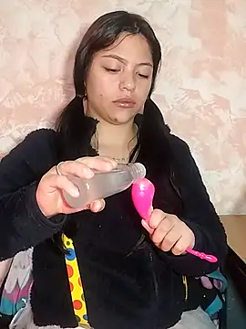 Snapshot of Juliana_Vip chatting on November 25, 2025, 9:09 am Juliana Vip online show from November 25, 2025, 9:09 am