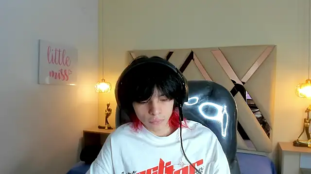 Snapshot of Sylasfrost chatting on February 23, 2026, 11:55 am Sylasfrost online show from February 23, 2026, 11:55 am