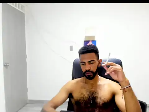 alberthot11 online show from April 9, 2026, 5:19 pm