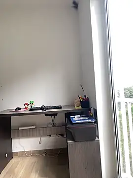 Snapshot of Celeste_villanueva_ chatting on November 26, 2025, 2:17 pm Celeste villanueva online show from November 26, 2025, 2:17 pm