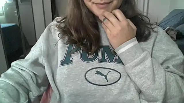 xxxluana online show from May 21, 2026, 7:00 pm