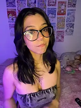 Snapshot of Valen-Foxx1 chatting on November 26, 2025, 5:29 am Valen-Foxx1 online show from November 26, 2025, 5:29 am