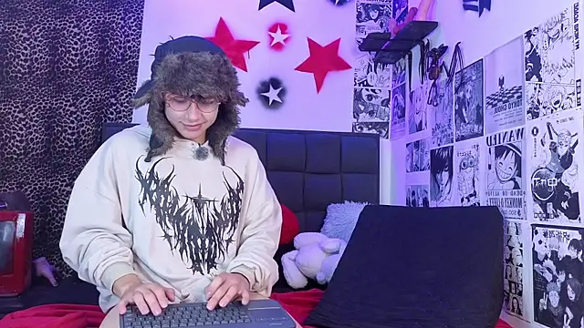 Apolo Ushi online show from November 26, 2025, 1:11 pm