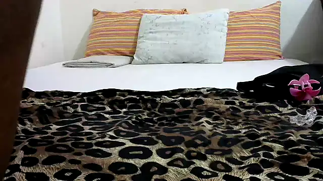 AssMatic- online show from April 18, 2026, 7:07 pm