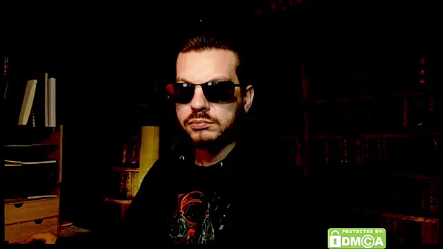 Snapshot of justshutupandwatch chatting on December 15, 2025, 12:16 am justshutupandwatch online show from December 15, 2025, 12:16 am