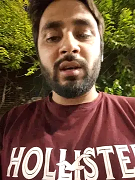 Cute Lucky online show from April 1, 2026, 1:41 pm