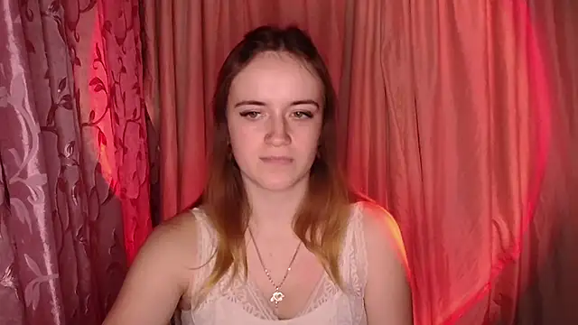 Illa May online show from December 22, 2025, 8:09 pm