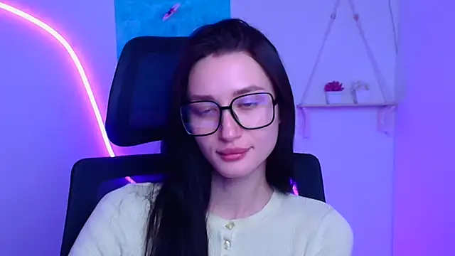 Stella XO online show from December 21, 2025, 6:37 am