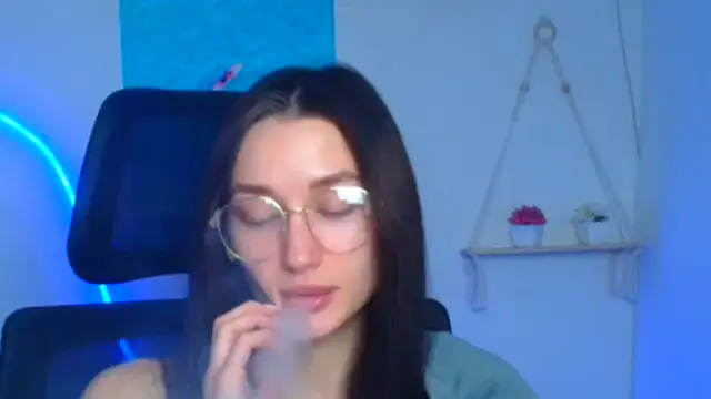 Stella XO online show from February 20, 2026, 6:48 am