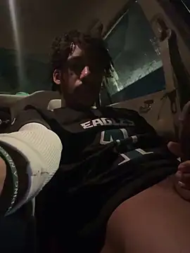 Snapshot of homedeepstrokes215 chatting on November 23, 2025, 4:44 am homedeepstrokes215 online show from November 23, 2025, 4:44 am