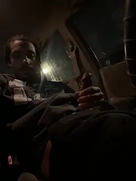 Snapshot of homedeepstrokes215 chatting on December 2, 2025, 5:20 am homedeepstrokes215 online show from December 2, 2025, 5:20 am