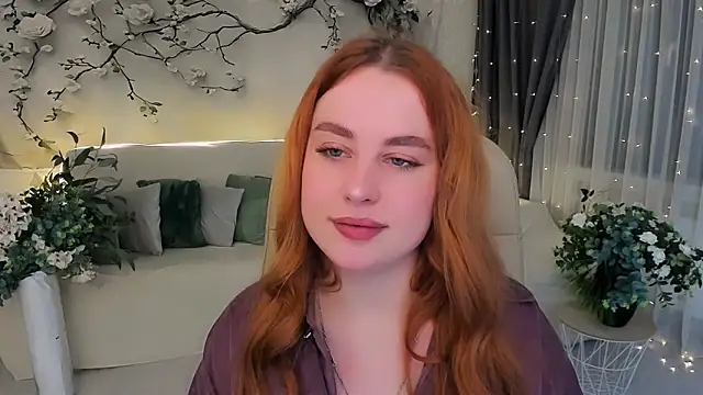 Snapshot of AirySilhouette chatting on November 29, 2025, 2:44 am AirySilhouette online show from November 29, 2025, 2:44 am