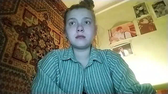 KikiBang online show from April 17, 2026, 7:28 pm