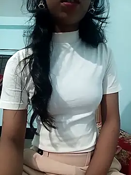 Snapshot of Purnima_18 chatting on December 4, 2025, 5:01 pm Purnima 18 online show from December 4, 2025, 5:01 pm