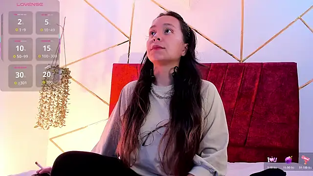 Julieta Lein  online show from January 13, 2026, 8:46 pm