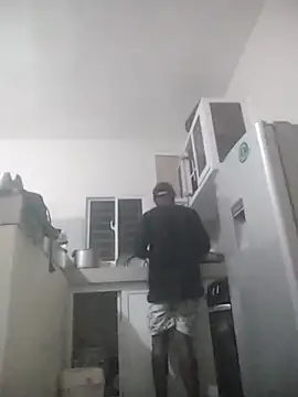 laperson online show from February 26, 2026, 12:43 am